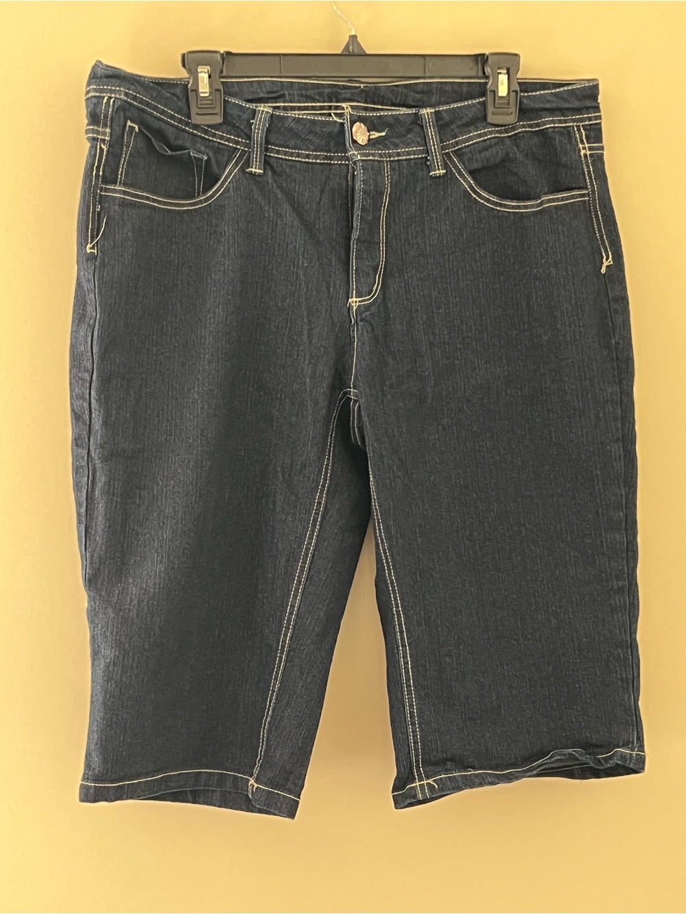 Tattooed Glory Denim Bermuda Shorts Women’s Size 16 Dark Wash Stretch